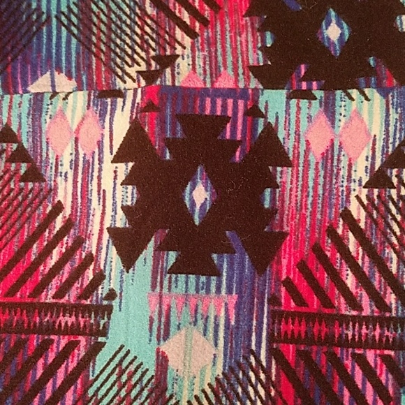 NWOT Super Soft Cropped Leggings! - Picture 5 of 5